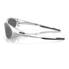 Oakley Eyejacket Redux OO9438 Silver/Prizm Black Polarized #colour_silver-prizm-black-polarized