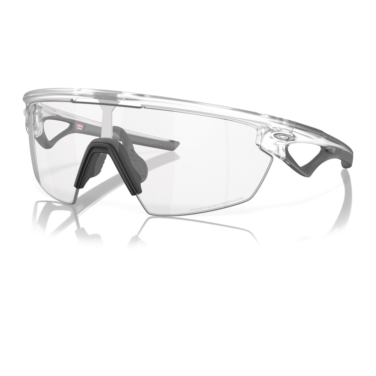 Oakley Sphaera OO9403 Matte Clear/Clear Photochromic #colour_matte-clear-clear-photochromic